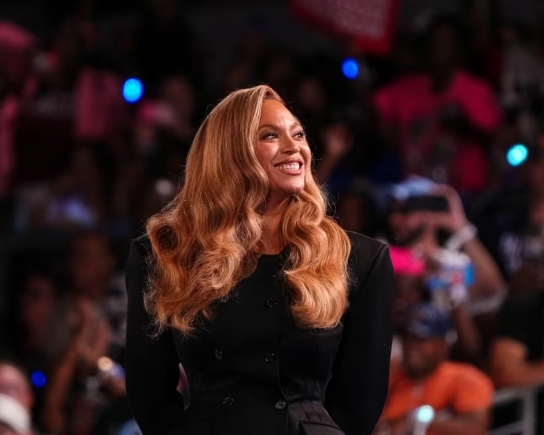Beyoncé declared the fifth billionaire musician by Forbes