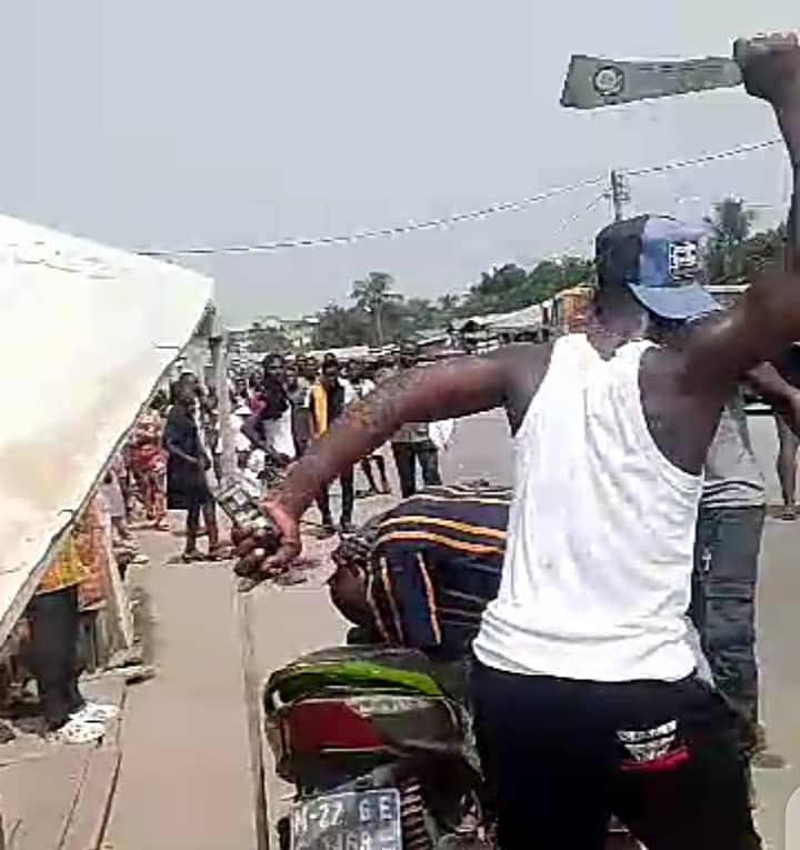 One dead, several injured in violent clash between youth groups in Winneba