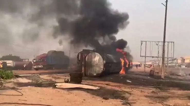 C/R: Fuel tanker explodes at Potsin Junction, causing property damage