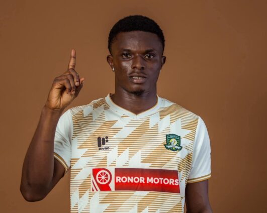 Berekum Chelsea winger Dominic Frimpong dies in armed robbery attack on team bus