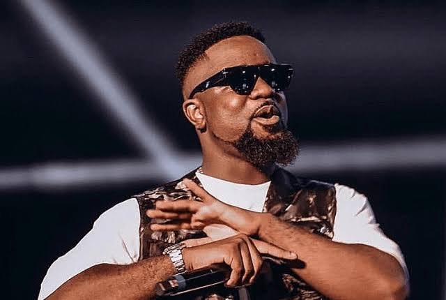 Sarkodie urges event organisers to stop scheduling his performances at 4am