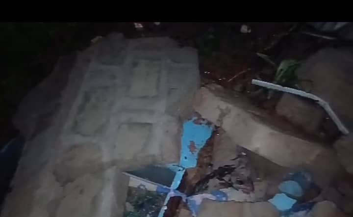 Downpour: 20 month-old boy dead, 3 female injured.