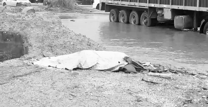 Man believed to be in his 30s found dead after heavy downpour on Kasoa–Accra Highway