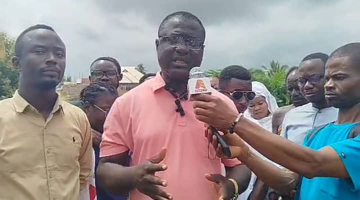 Berekum East MP fulfils promise; begins construction of Zongo - Mpatasie collapsed bridge