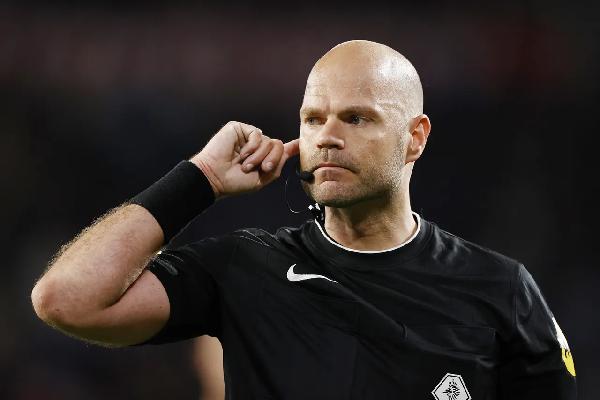 Dutch referee Rob Dieperink dies aged 38 weeks after missing FIFA World Cup role