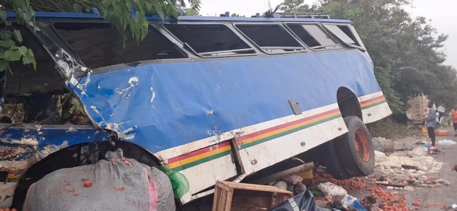 13 killed, several injured in three-vehicle crash on Kumasi-Accra highway